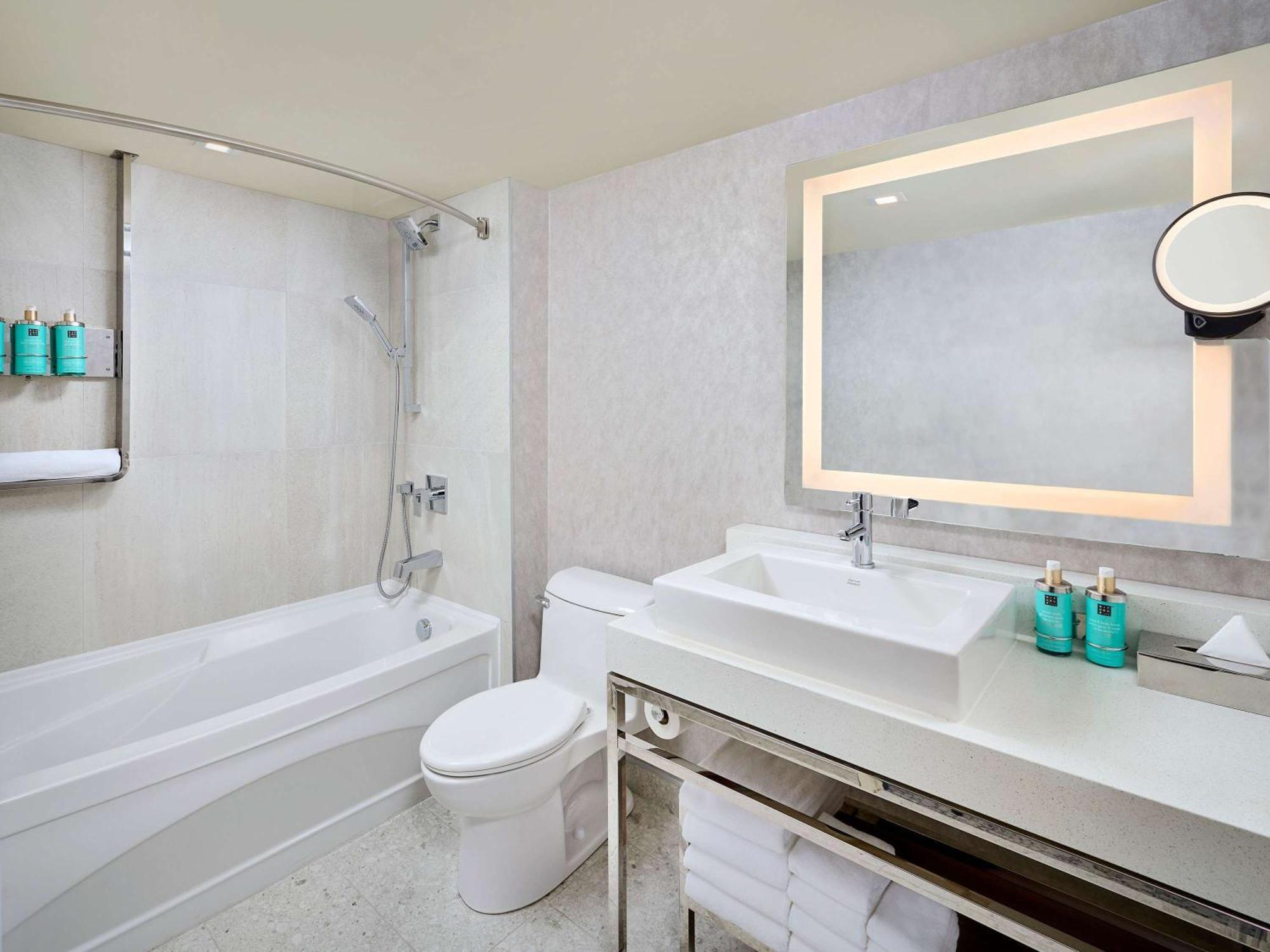 Novotel Toronto Vaughan Centre Luaran gambar