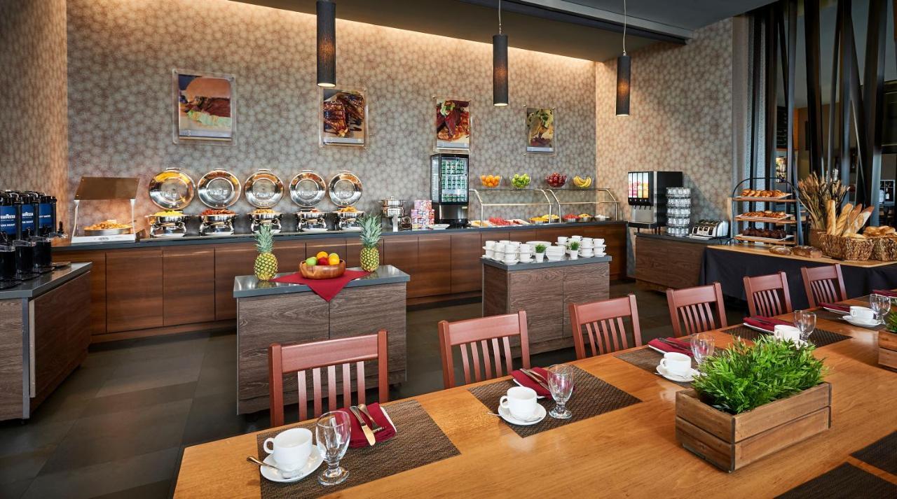 Novotel Toronto Vaughan Centre Luaran gambar
